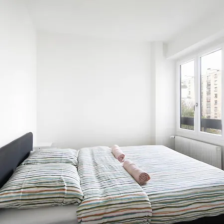 Lumineux 2 Avec Terrasse דירה *