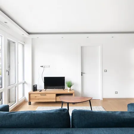 Apartment Lumineux 2 Avec Terrasse *