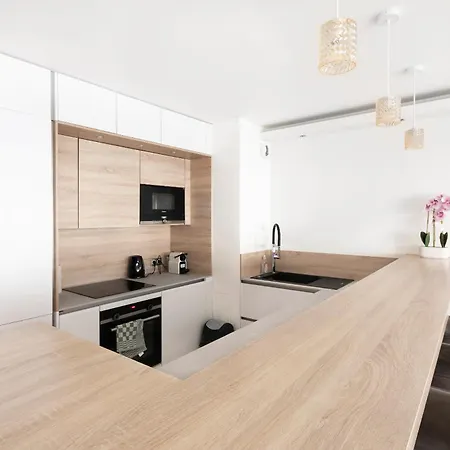 Apartment Lumineux 2 Avec Terrasse